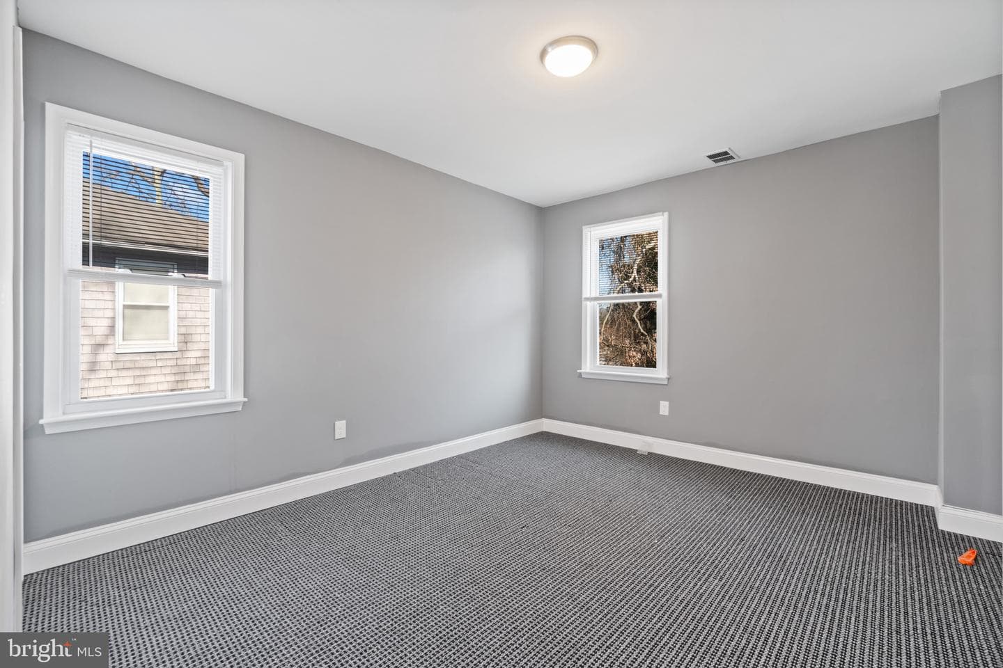 4811 Laurel Avenue photo 17