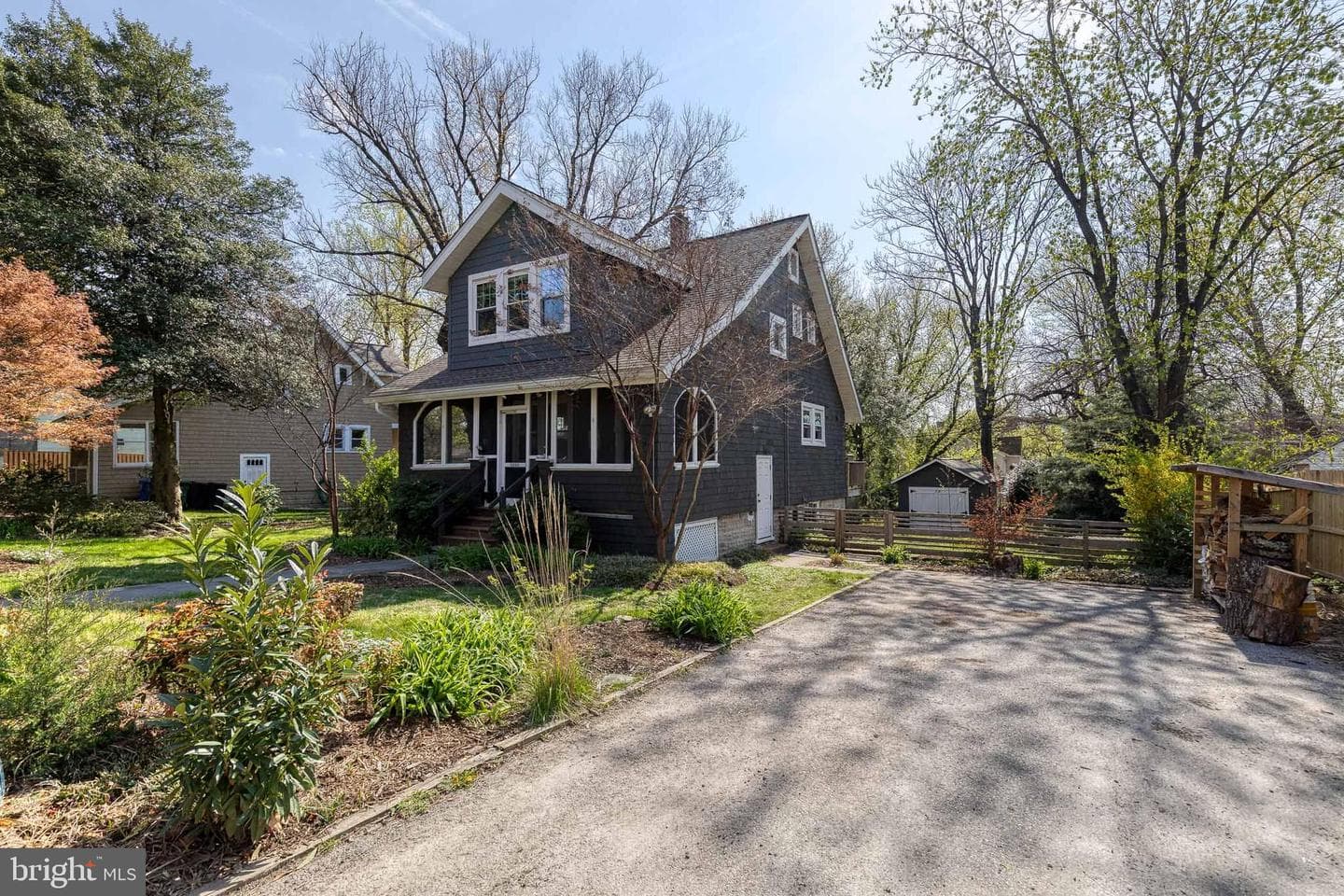 6304 Mayflower Road photo 2
