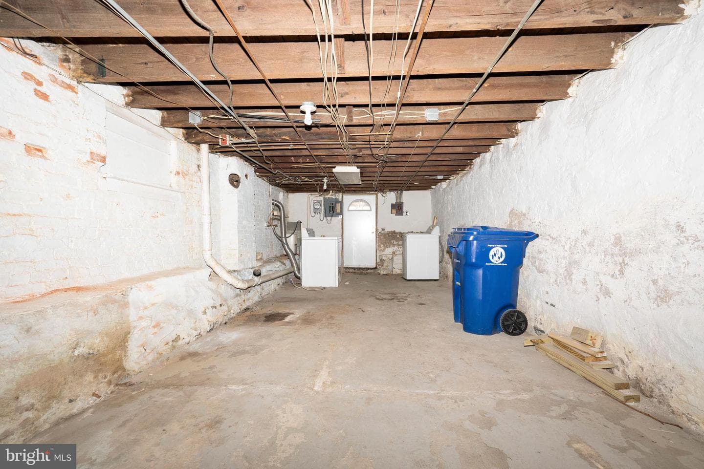 801 W 35th Street photo 26