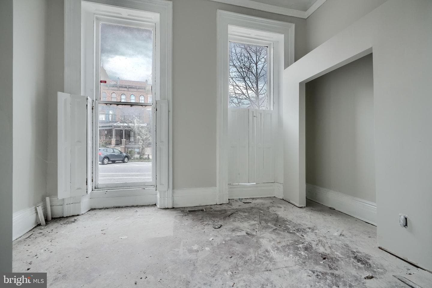2530 Madison Avenue photo 6