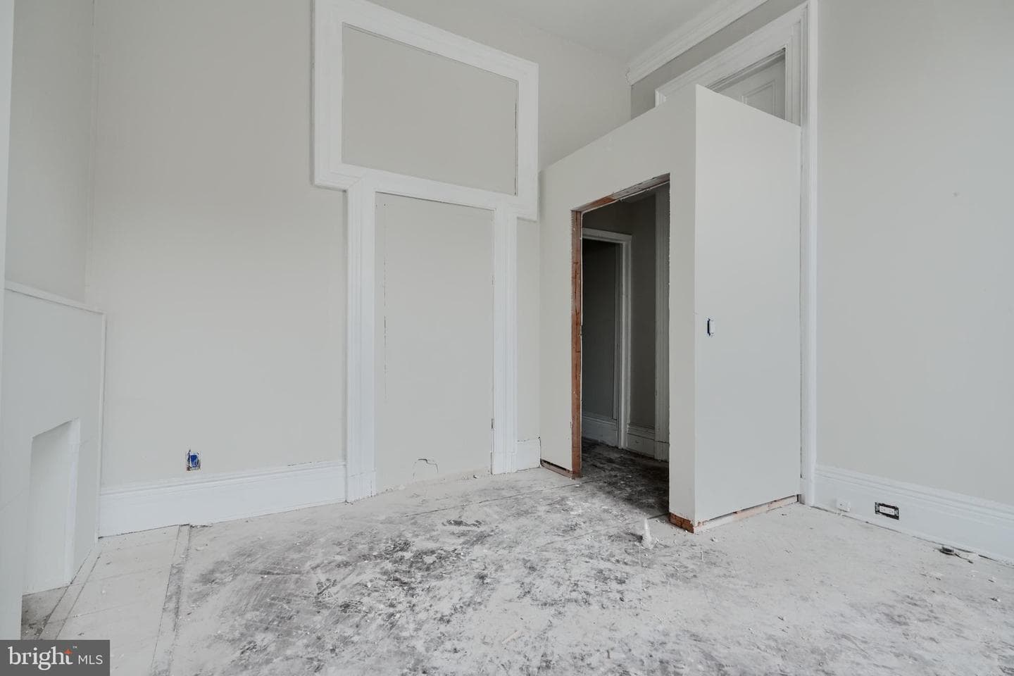 2530 Madison Avenue photo 7