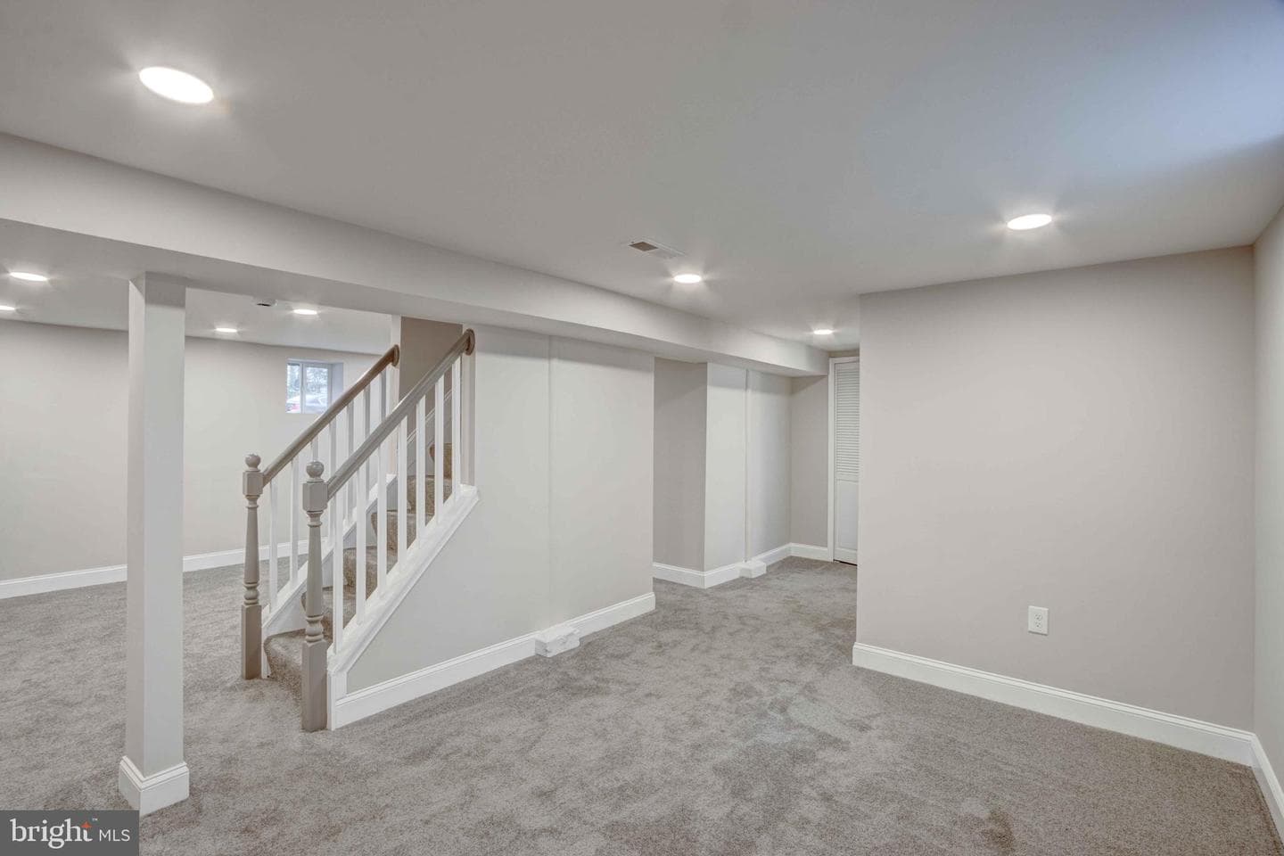 5505 Norwood Avenue photo 36