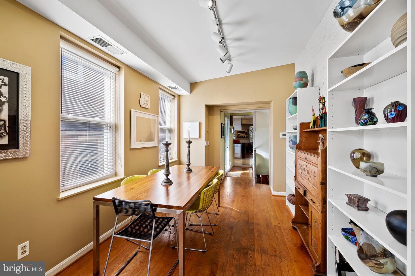 1637 E Baltimore Street photo 26