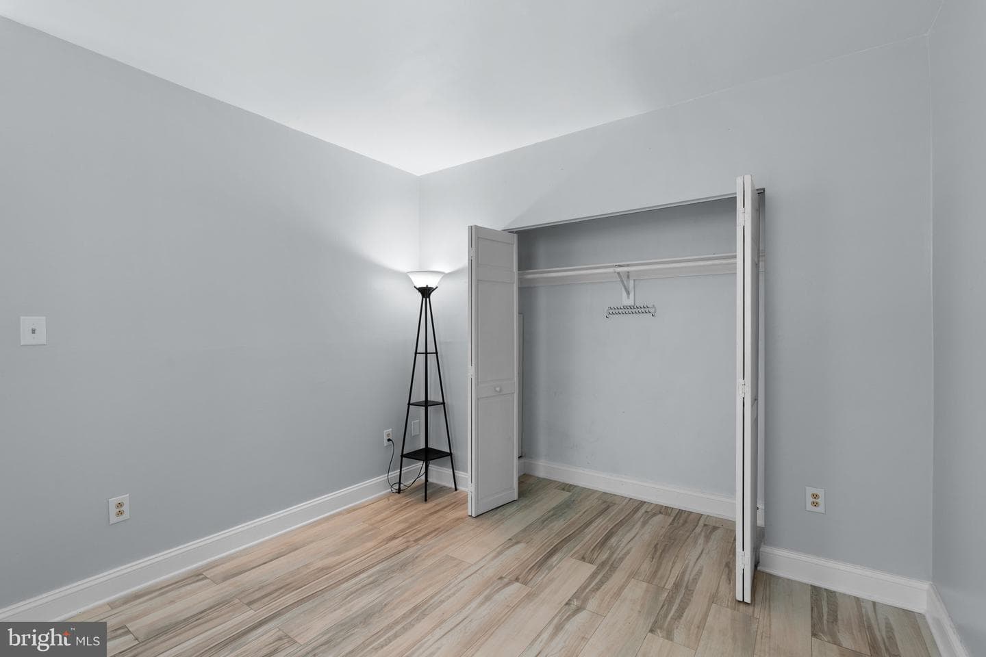 216 W Monument Street #1-R photo 19