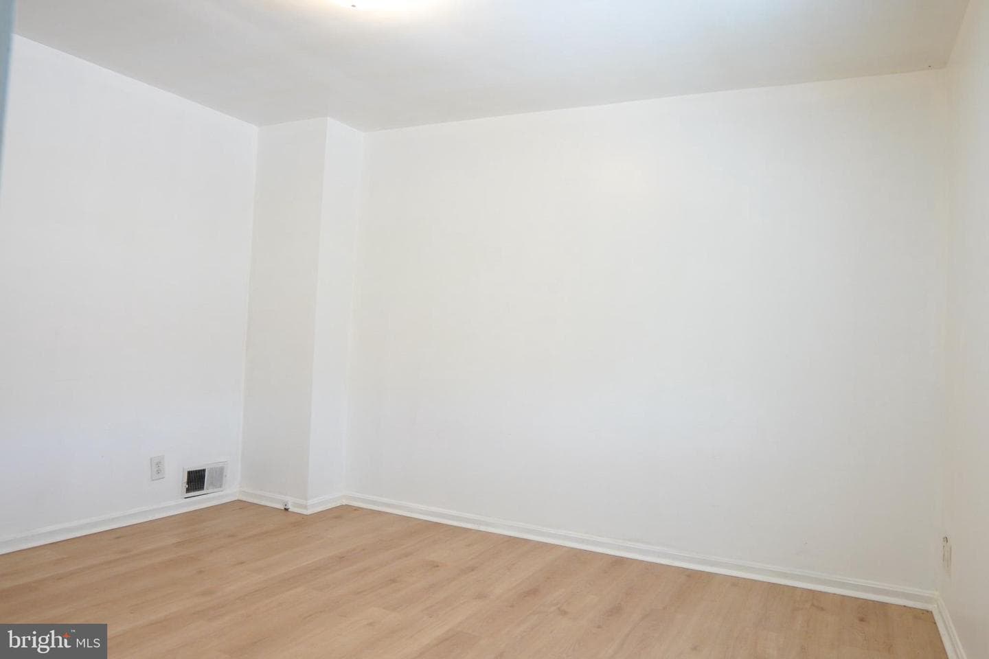 3825 10th Street photo 22