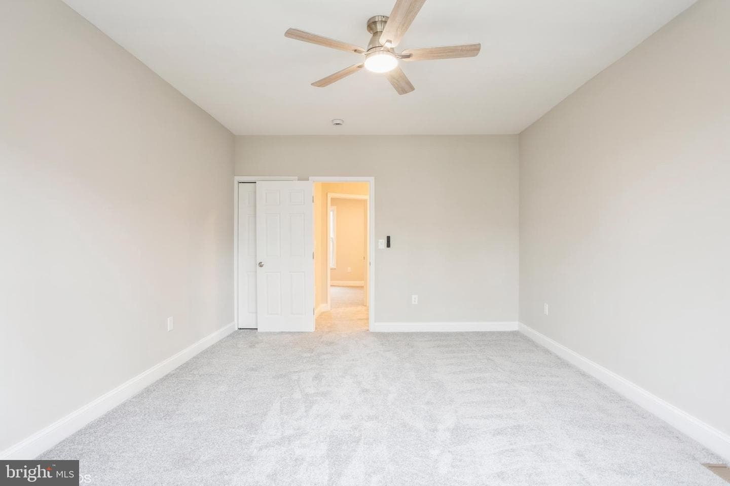3025 Walbrook Avenue photo 10
