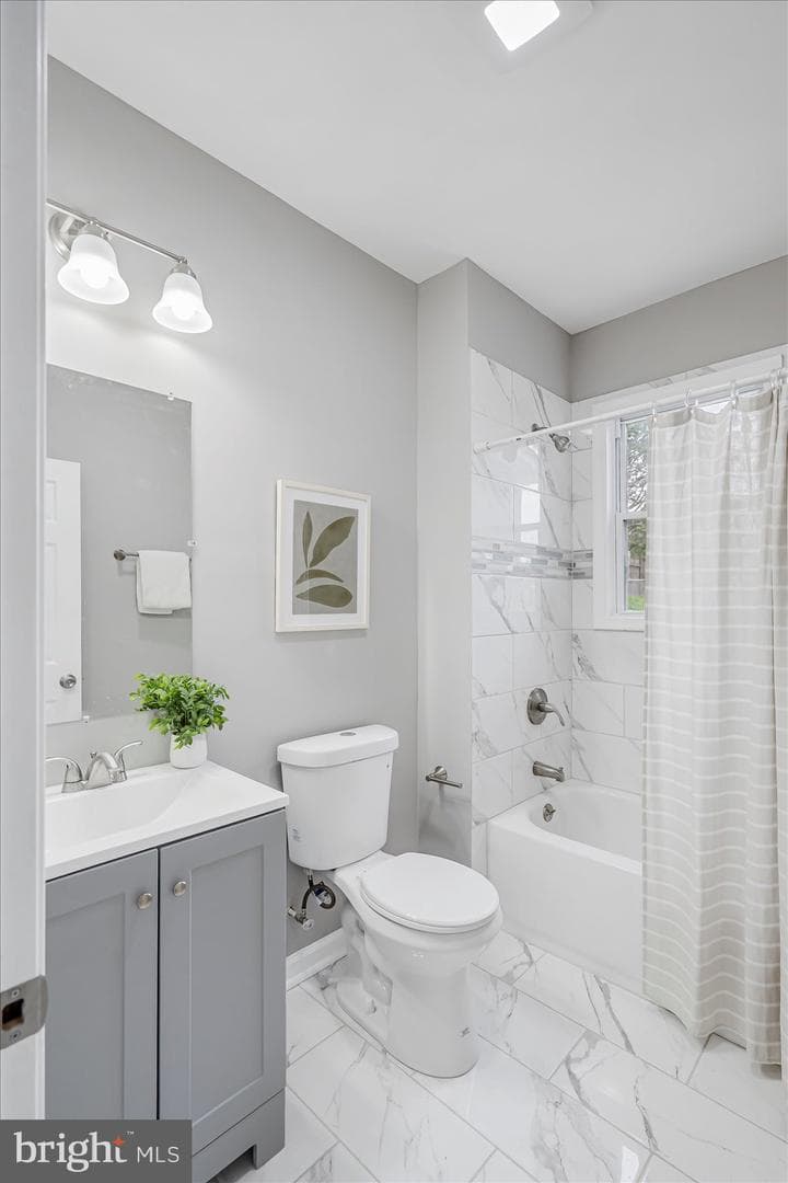 4104 Fleetwood Avenue photo 23