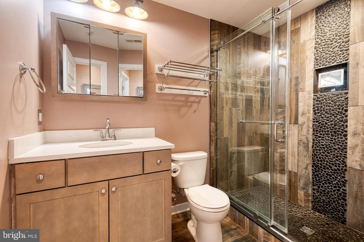 817 N Chester Street photo 21