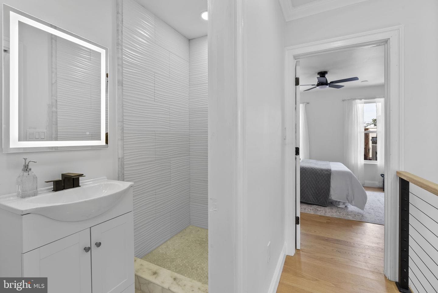 21 W Barney Street photo 31