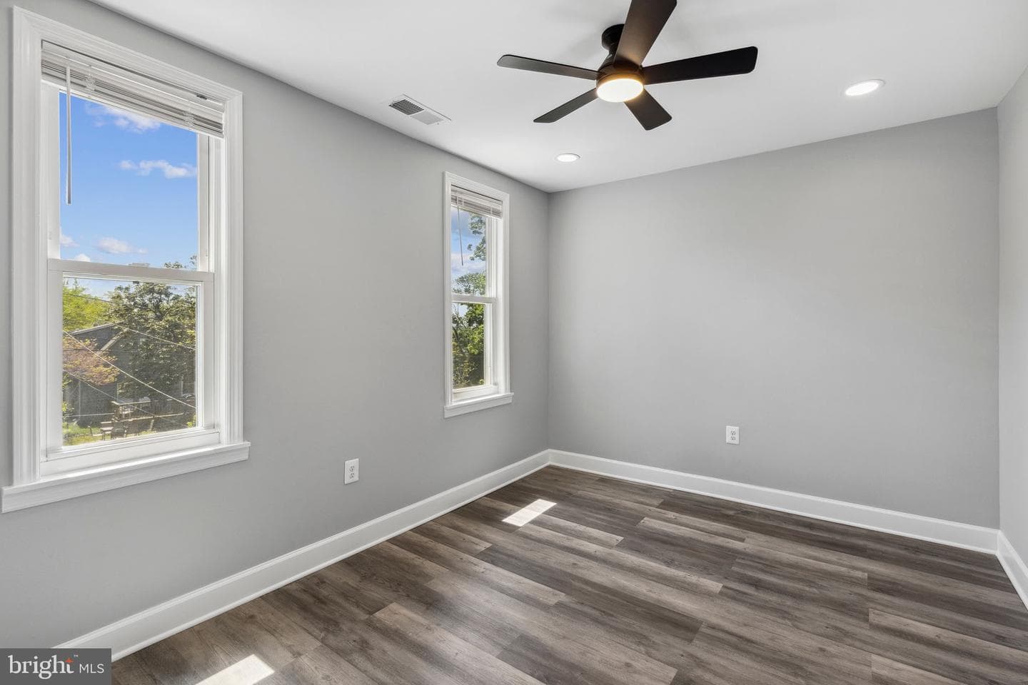 2811 Christopher Avenue photo 20