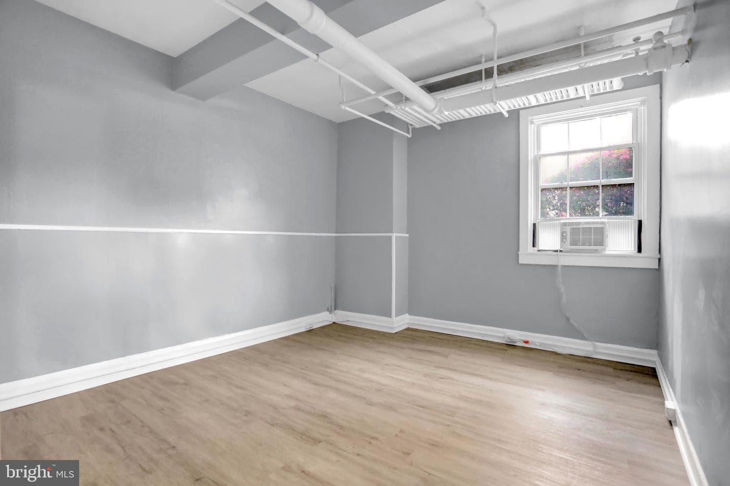 101 W 39th Street #101 photo 19