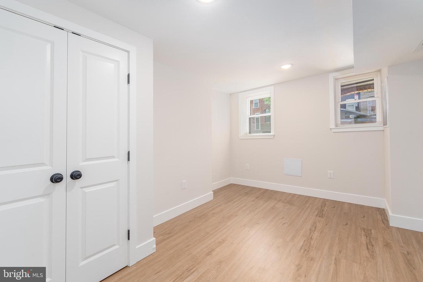 548 E Fort Avenue photo 41