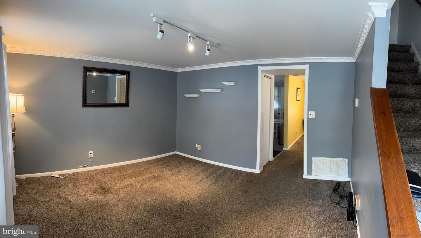 1205 Ashland Avenue photo 8