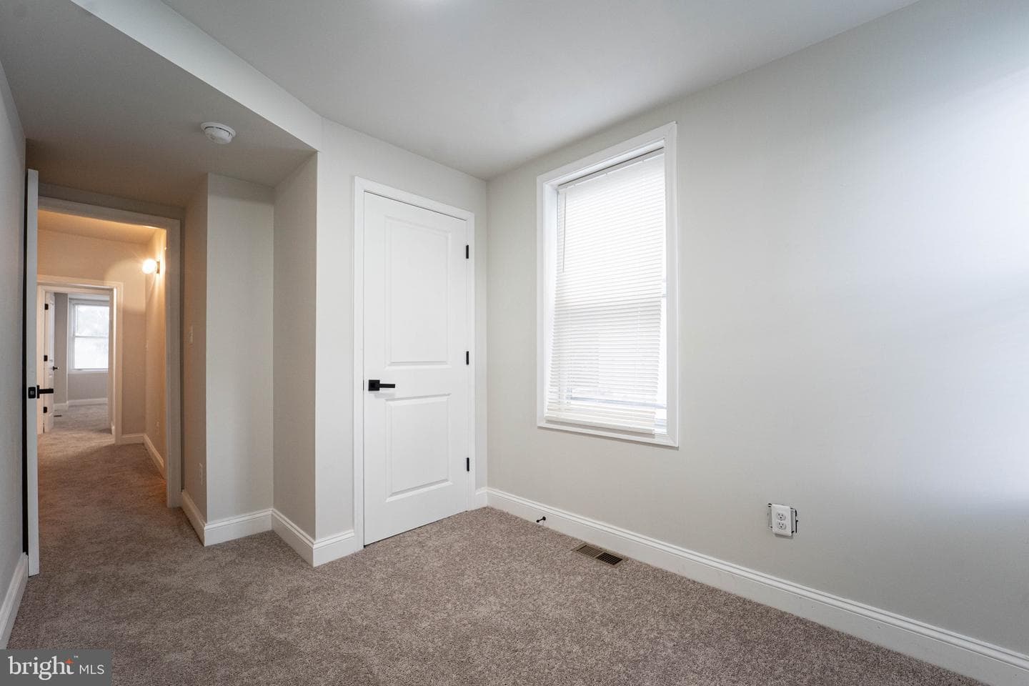 304 S Augusta Avenue photo 20