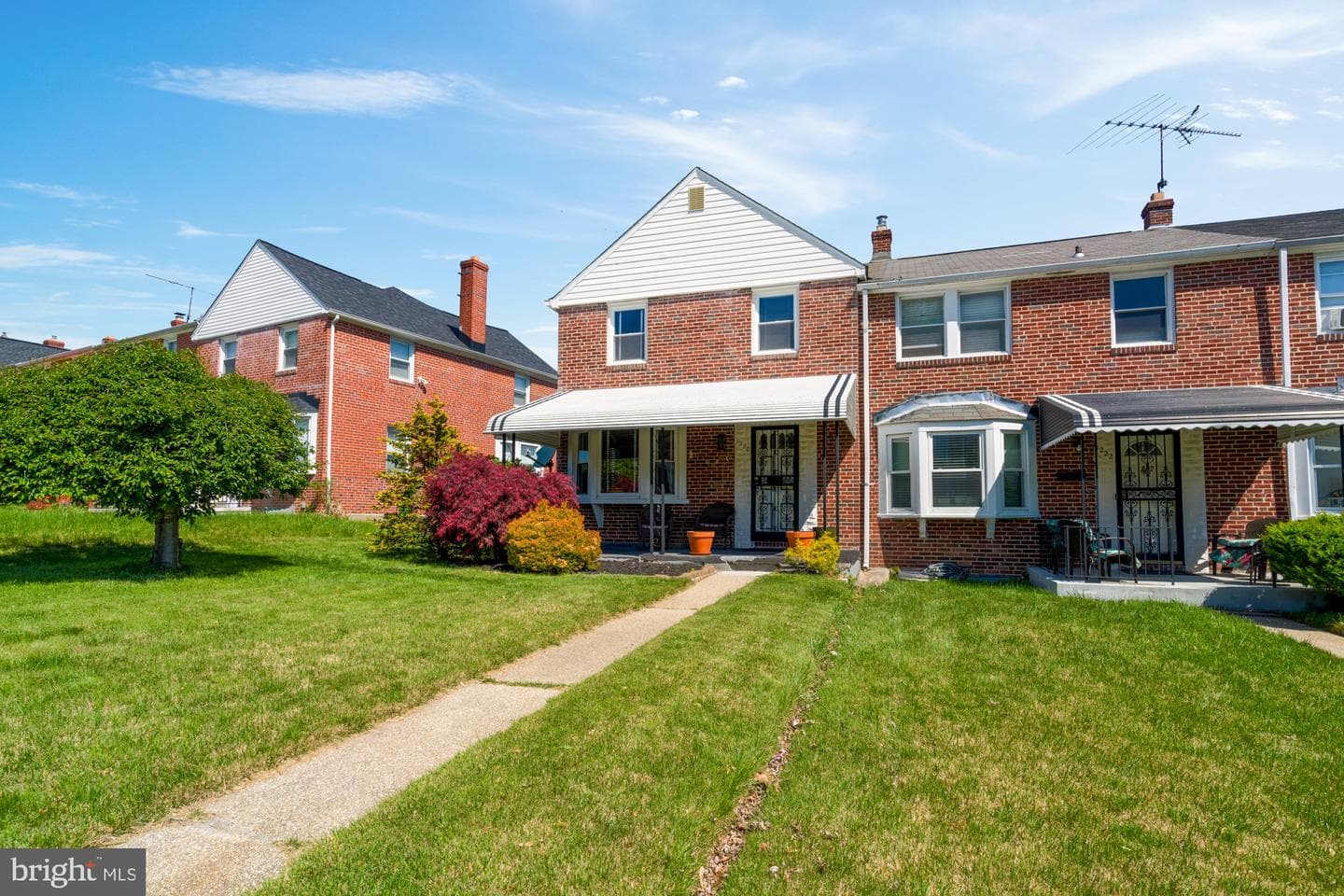 1220 Winston Avenue photo 3