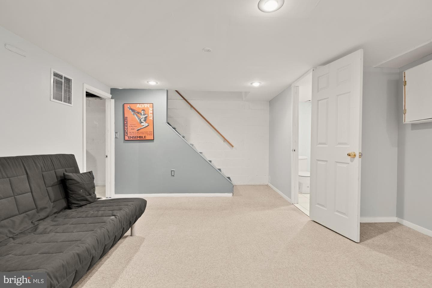 1220 Winston Avenue photo 31
