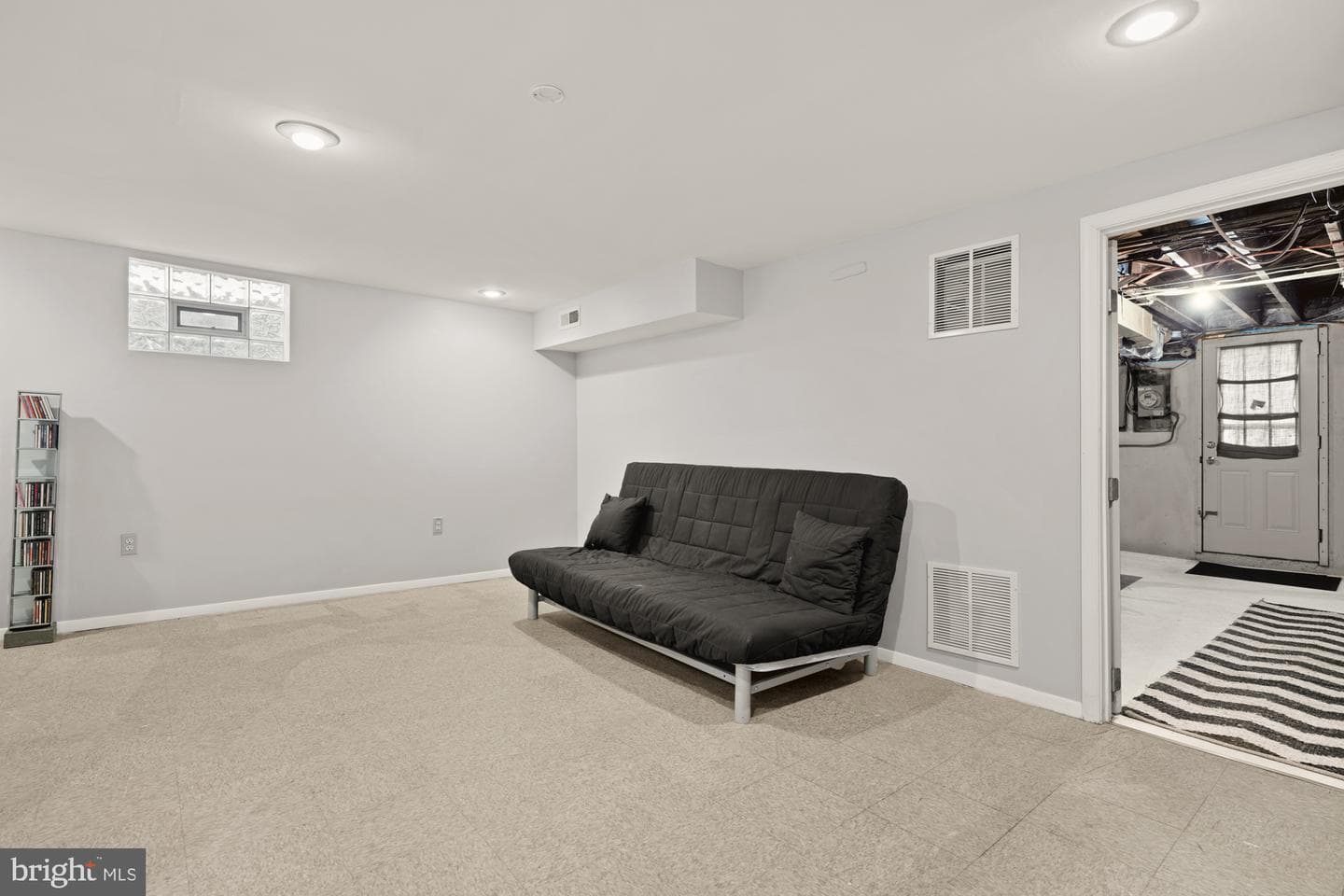 1220 Winston Avenue photo 34