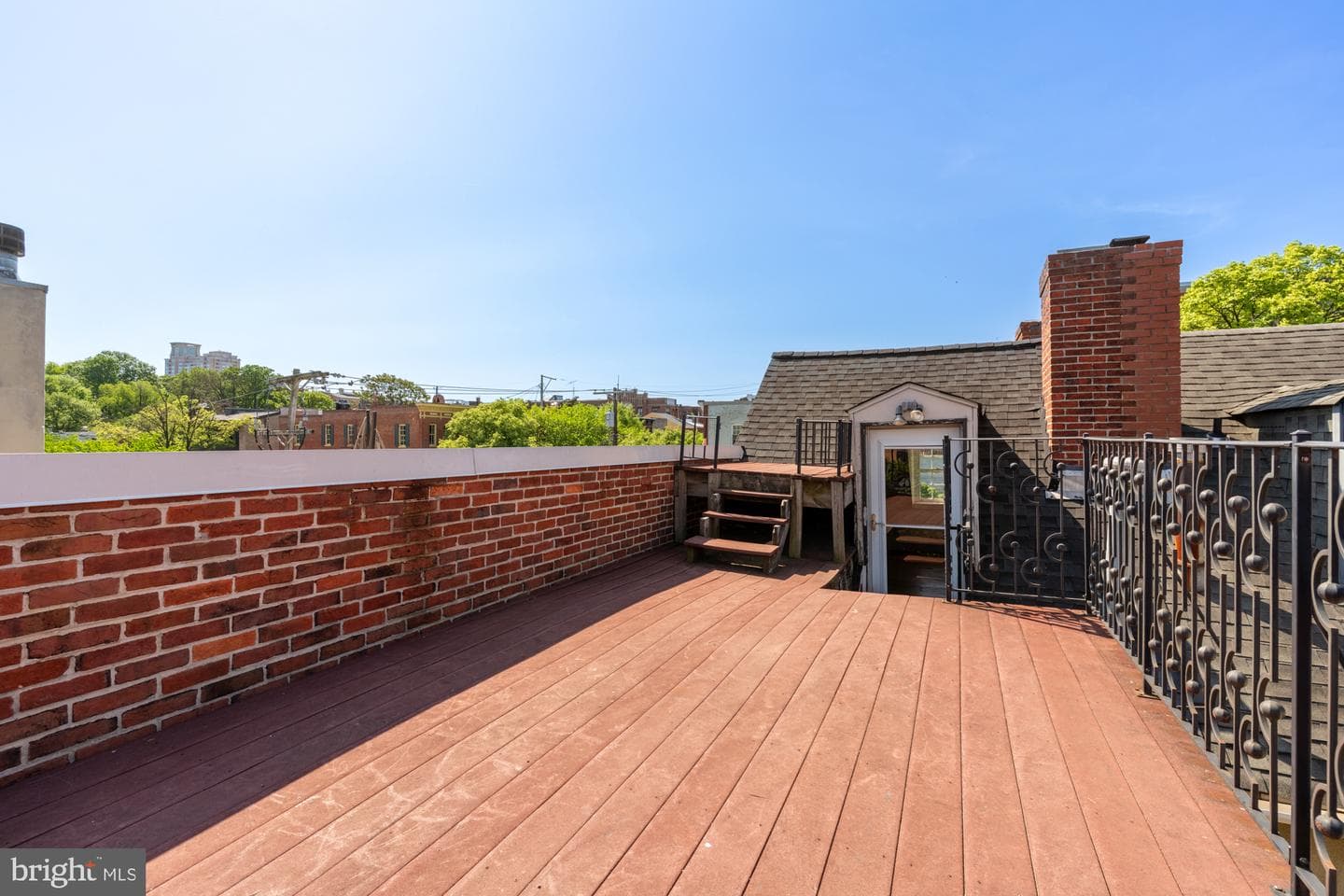 128 E Montgomery Street photo 17