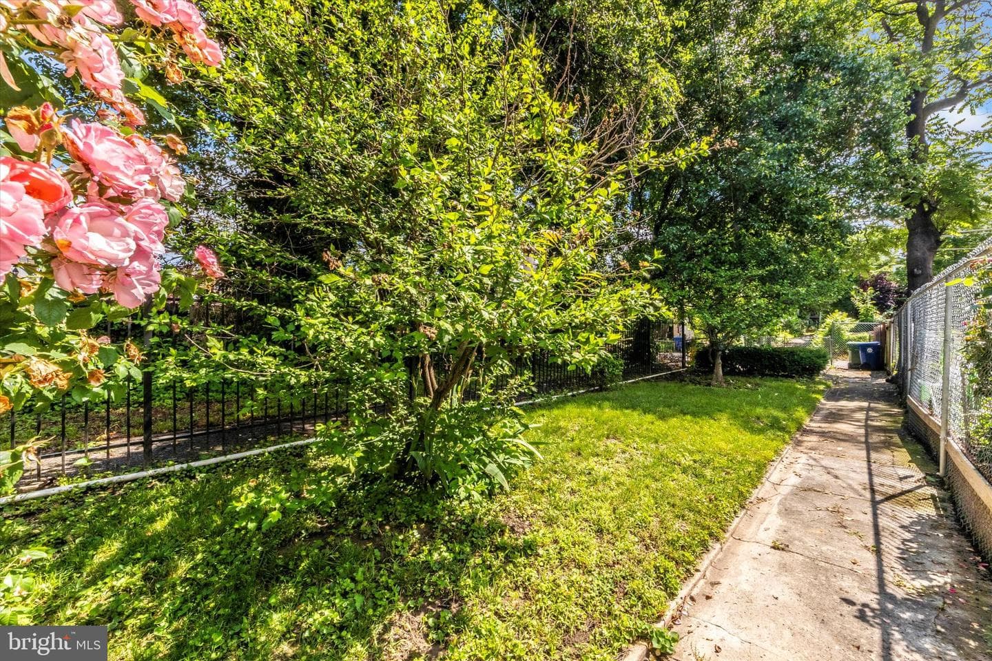 2411 Guilford Avenue photo 45