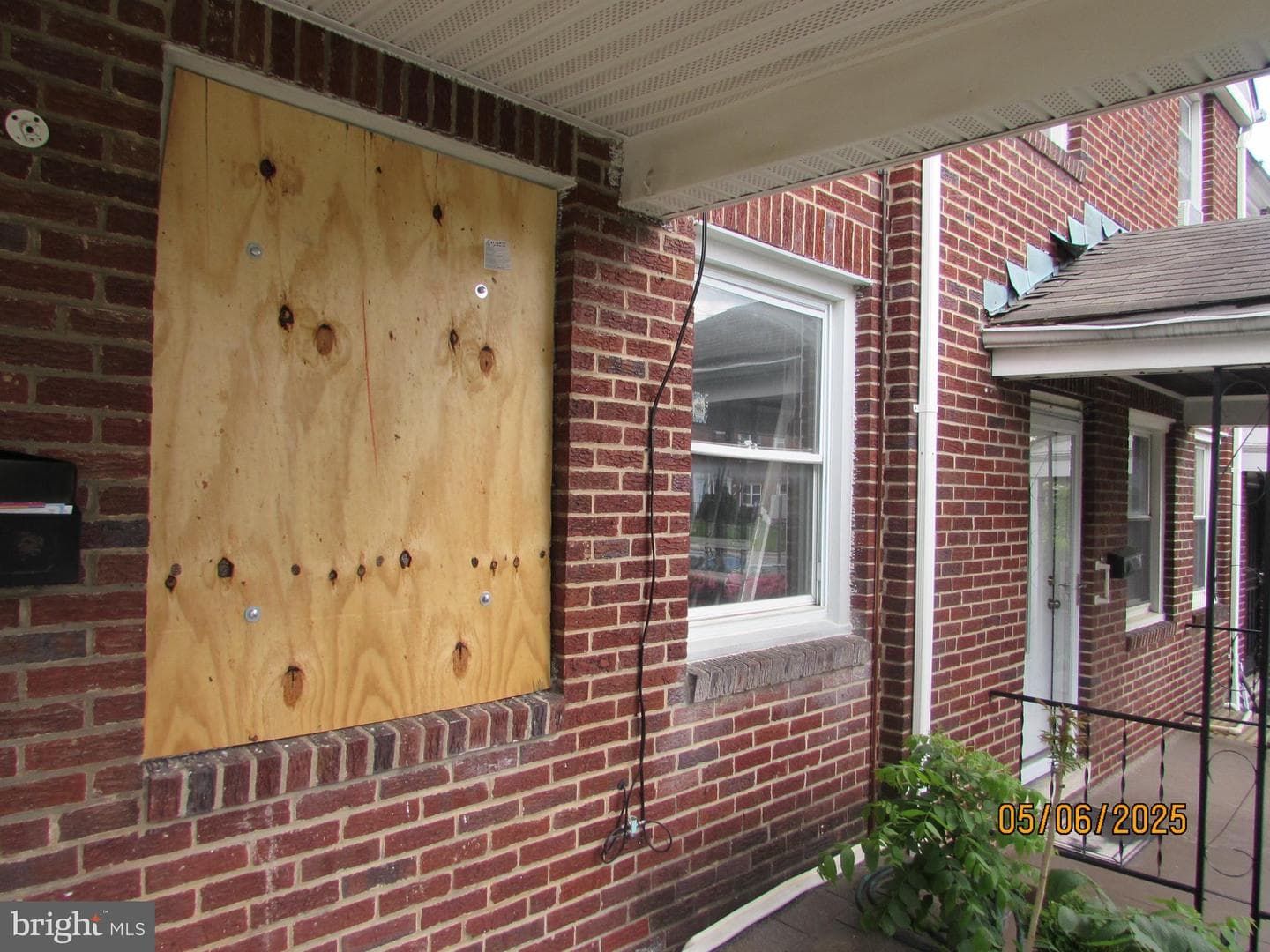 507 Allendale Street photo 2