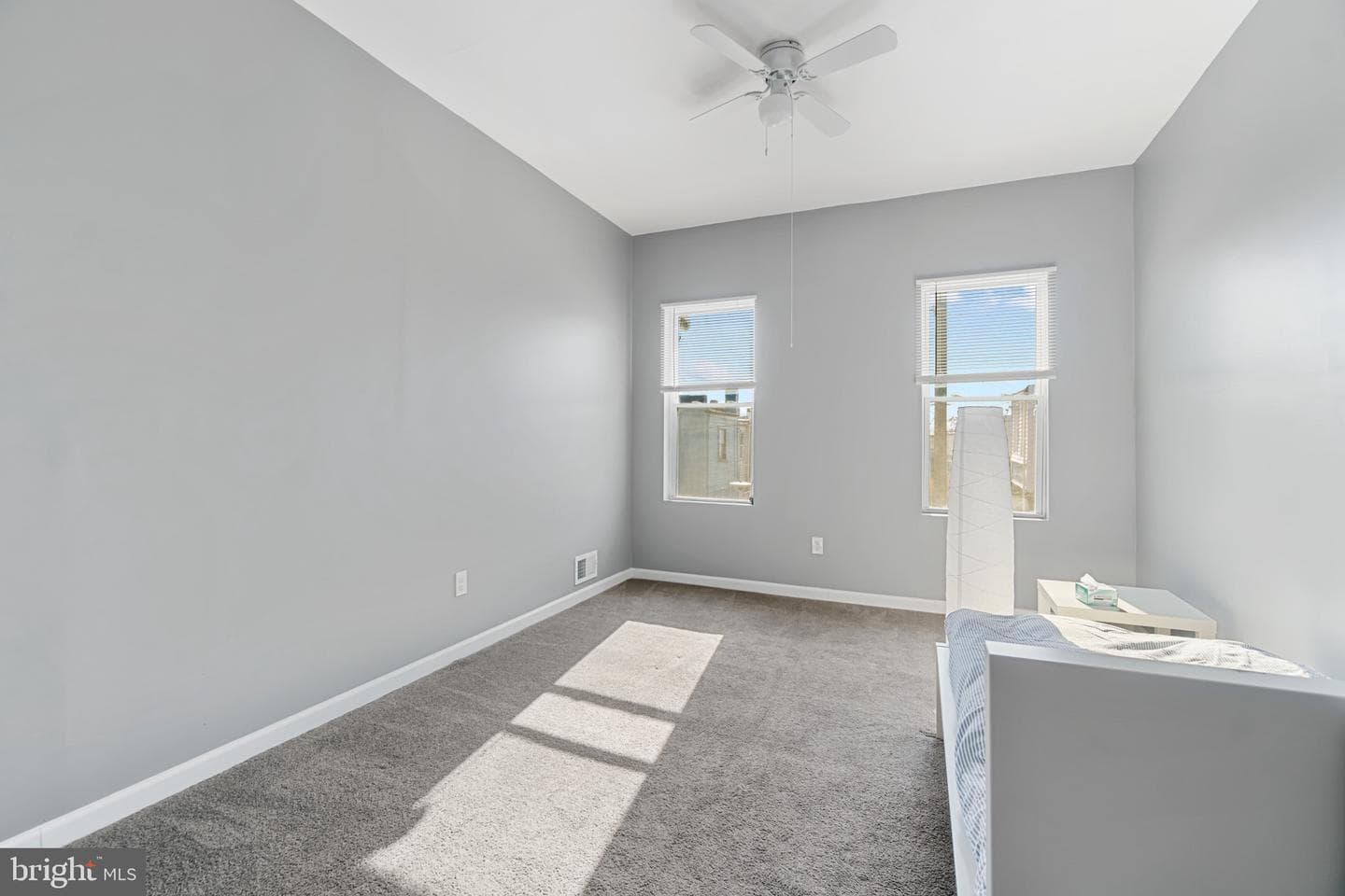 2538 E Eager Street photo 21