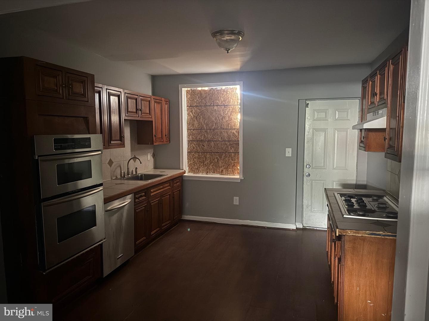 496 Brunswick Street photo 2