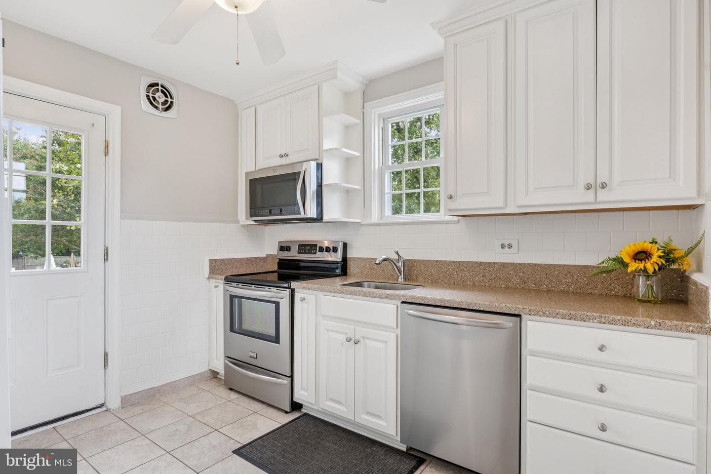 3203 Glendale Avenue photo 11