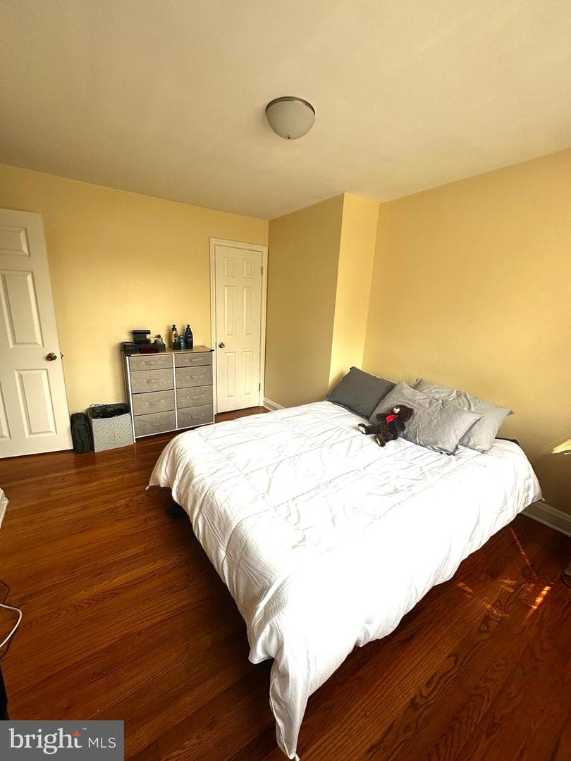912 Evesham Avenue photo 21