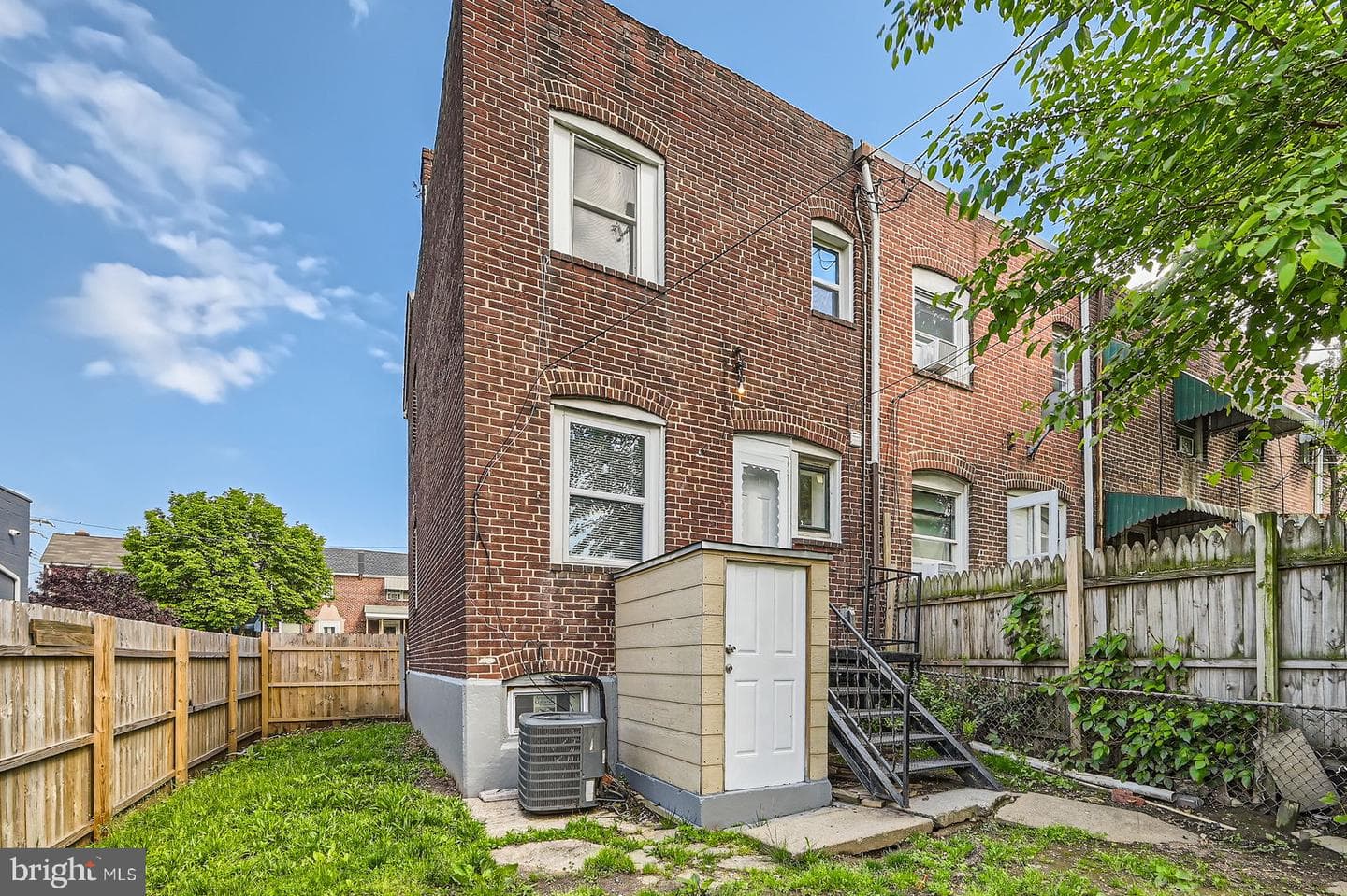 3608 Saint Victor Street photo 27