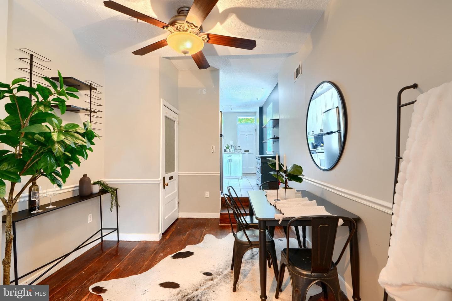 1142 Riverside Avenue photo 12