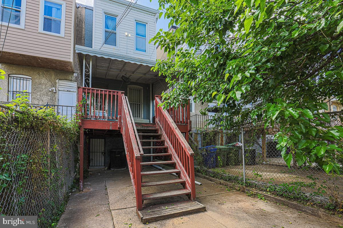 1721 Ruxton Avenue photo 38