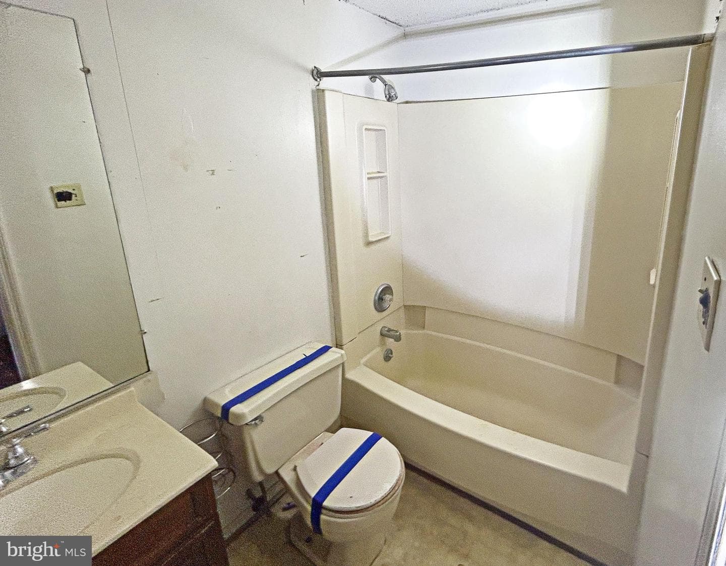 1222 N Calhoun Street photo 10