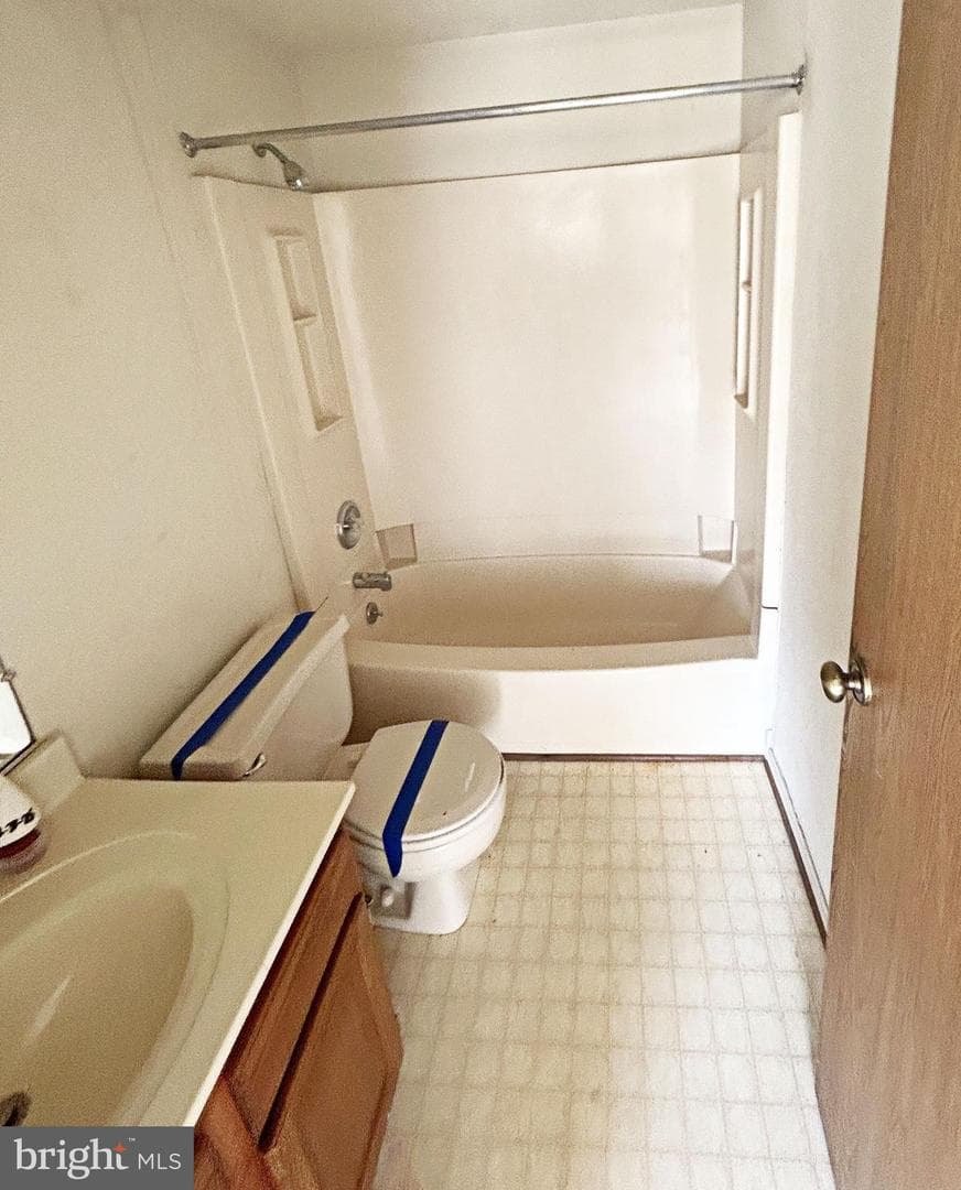1222 N Calhoun Street photo 14