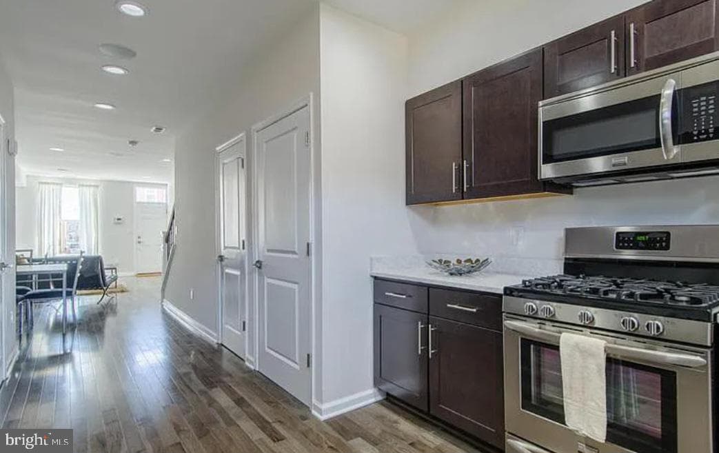 524 N Patterson Park Avenue N photo 6