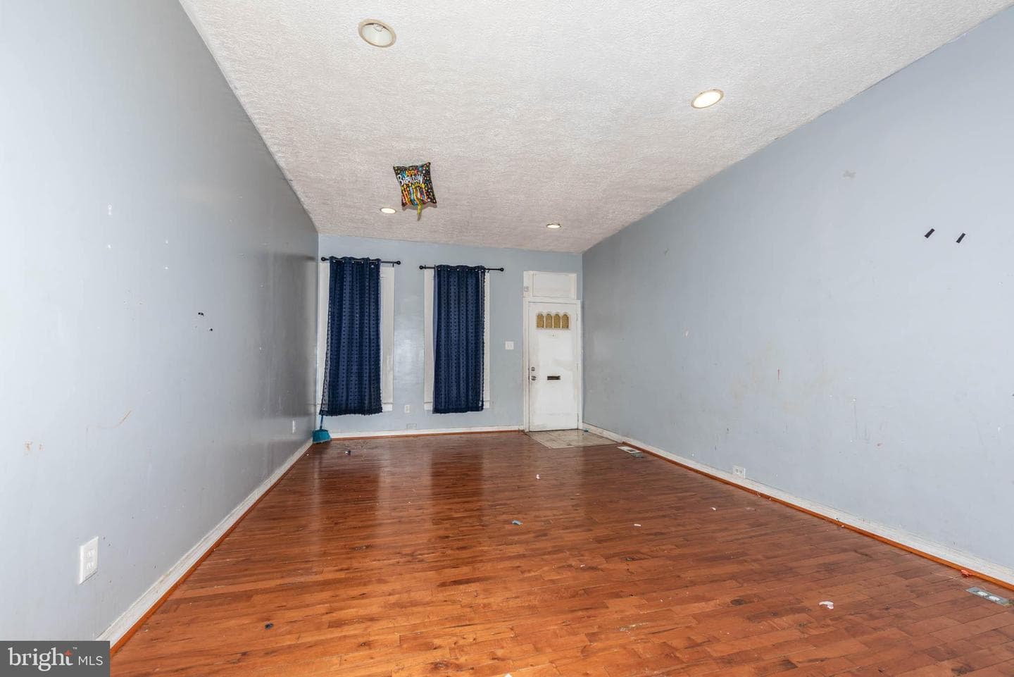 5217 Saint Charles Avenue photo 3