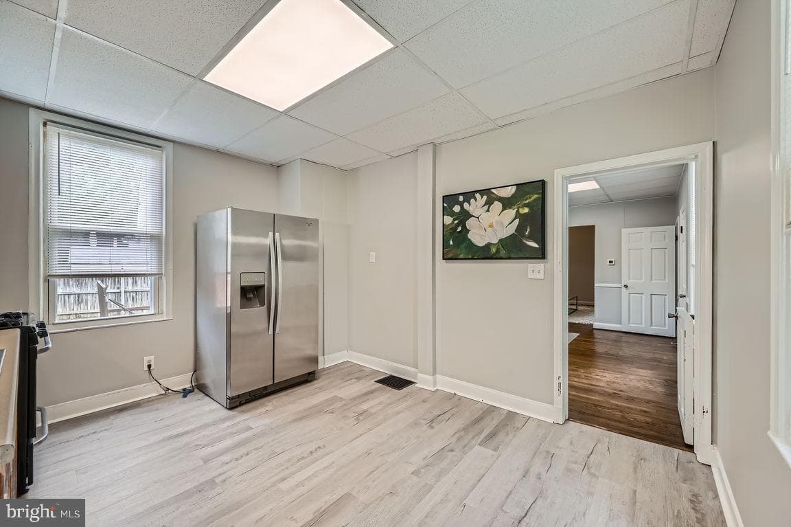 6010 Henderson Avenue photo 12