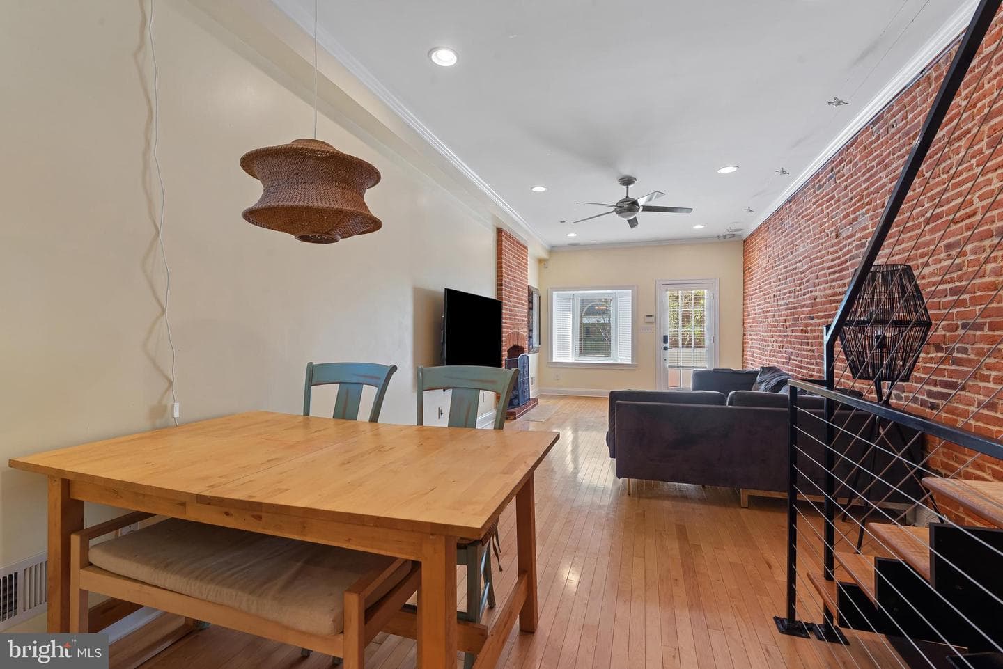 3006 Dillon Street photo 6