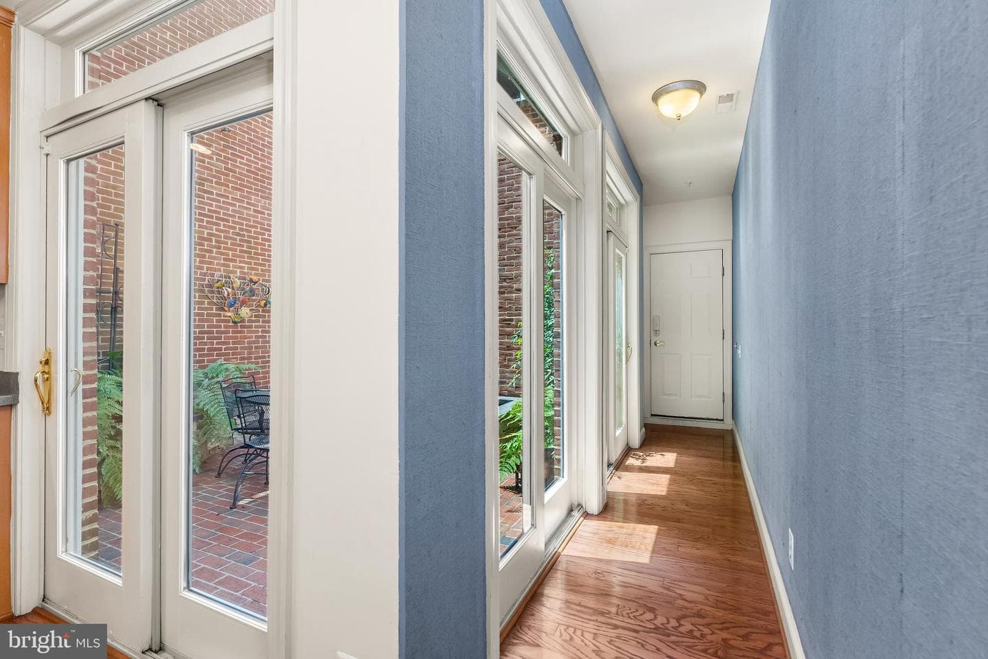 850 S Bond Street S photo 12