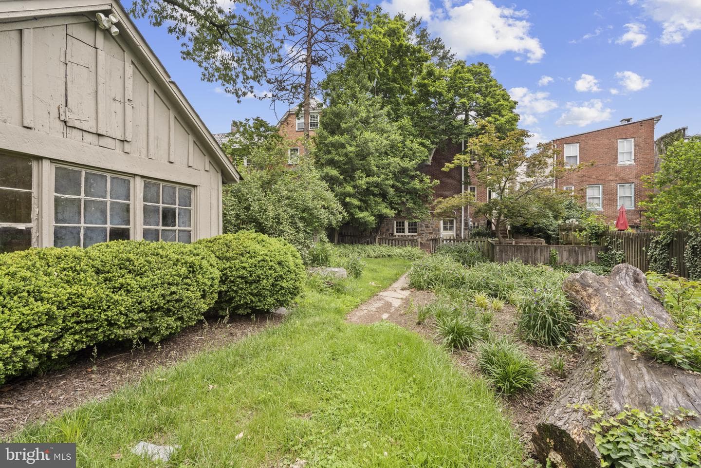 4036 Roland Avenue photo 35