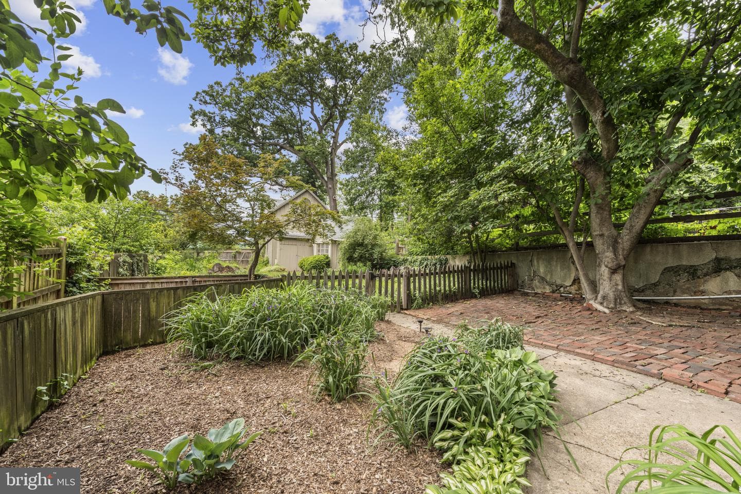 4036 Roland Avenue photo 36
