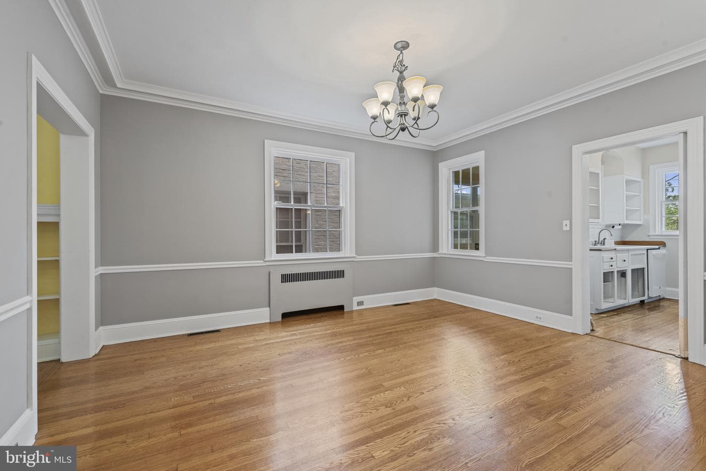 4036 Roland Avenue photo 5