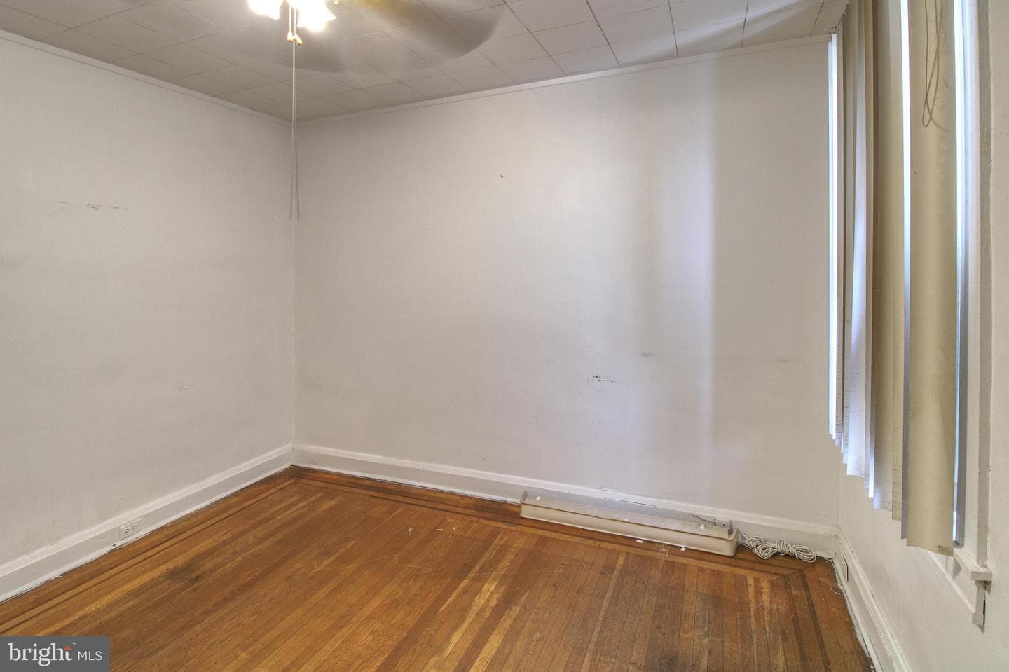 2828 Pelham Avenue photo 14