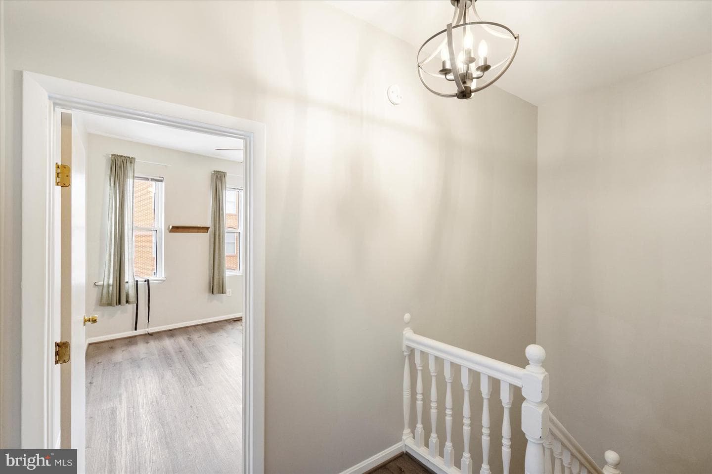 57 E Heath Street photo 30