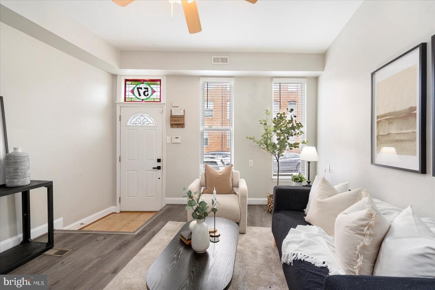 57 E Heath Street photo 6