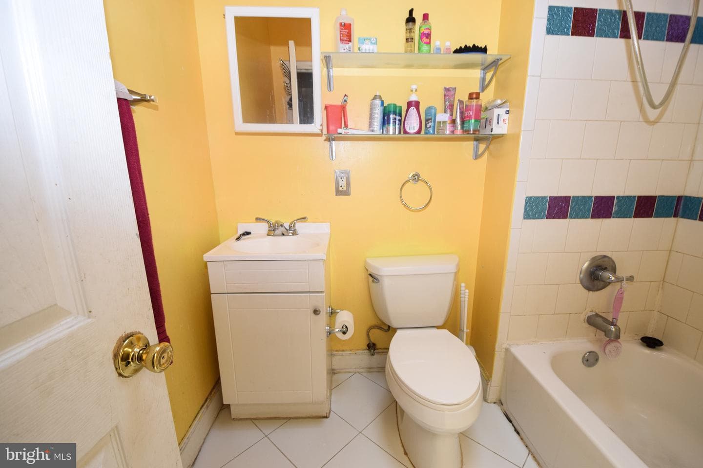 3820 Dolfield Avenue photo 10