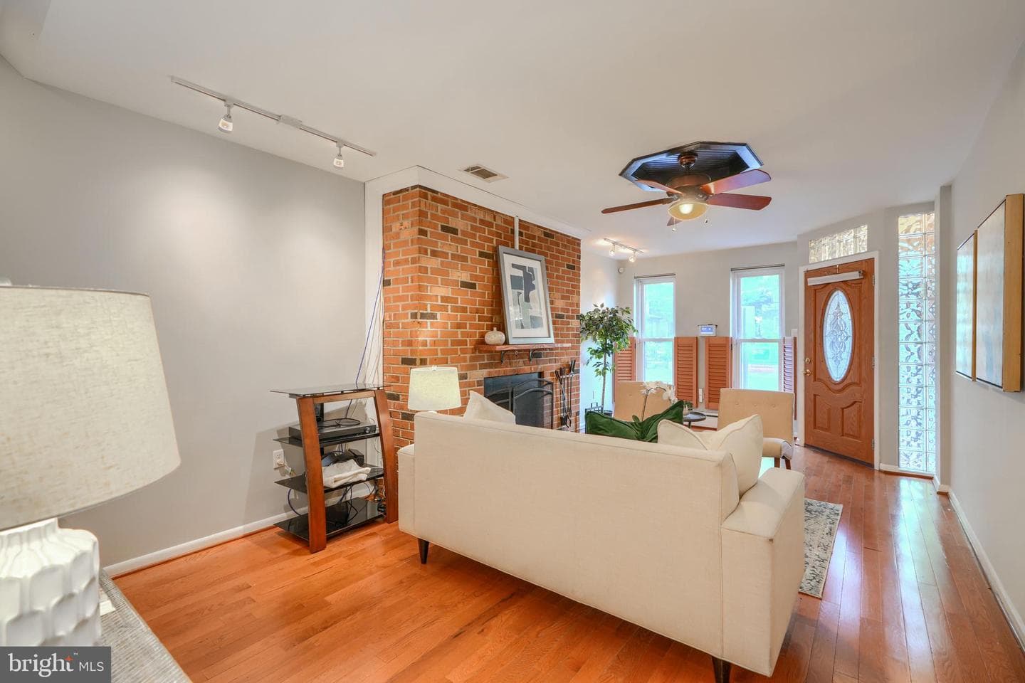 1416 Marshall Street photo 5