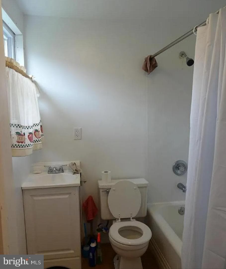 2908 Poplar Terrace photo 6