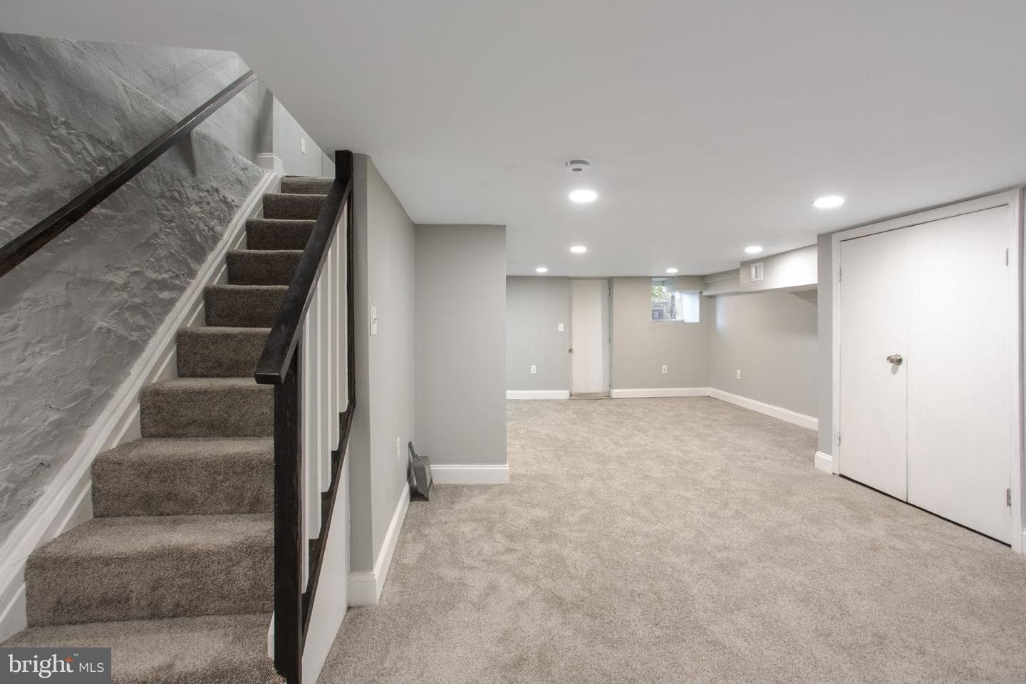 2807 Waldorf Avenue photo 13