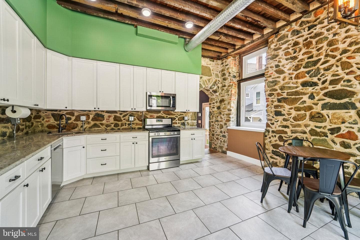 1719 N Forest Park Avenue photo 4
