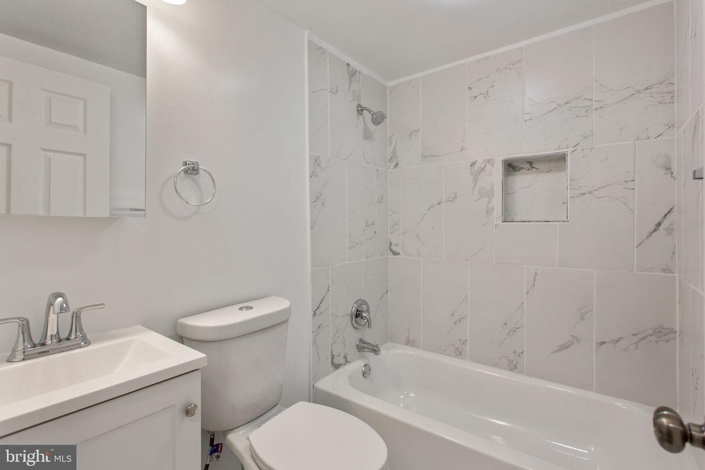 706 Cumberland Street photo 16
